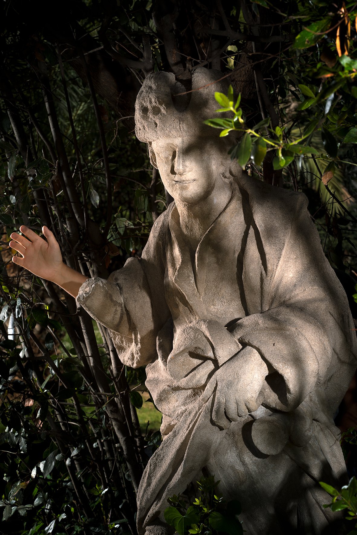 Valokuvataiteilija Bambergin teos Animating a statue.